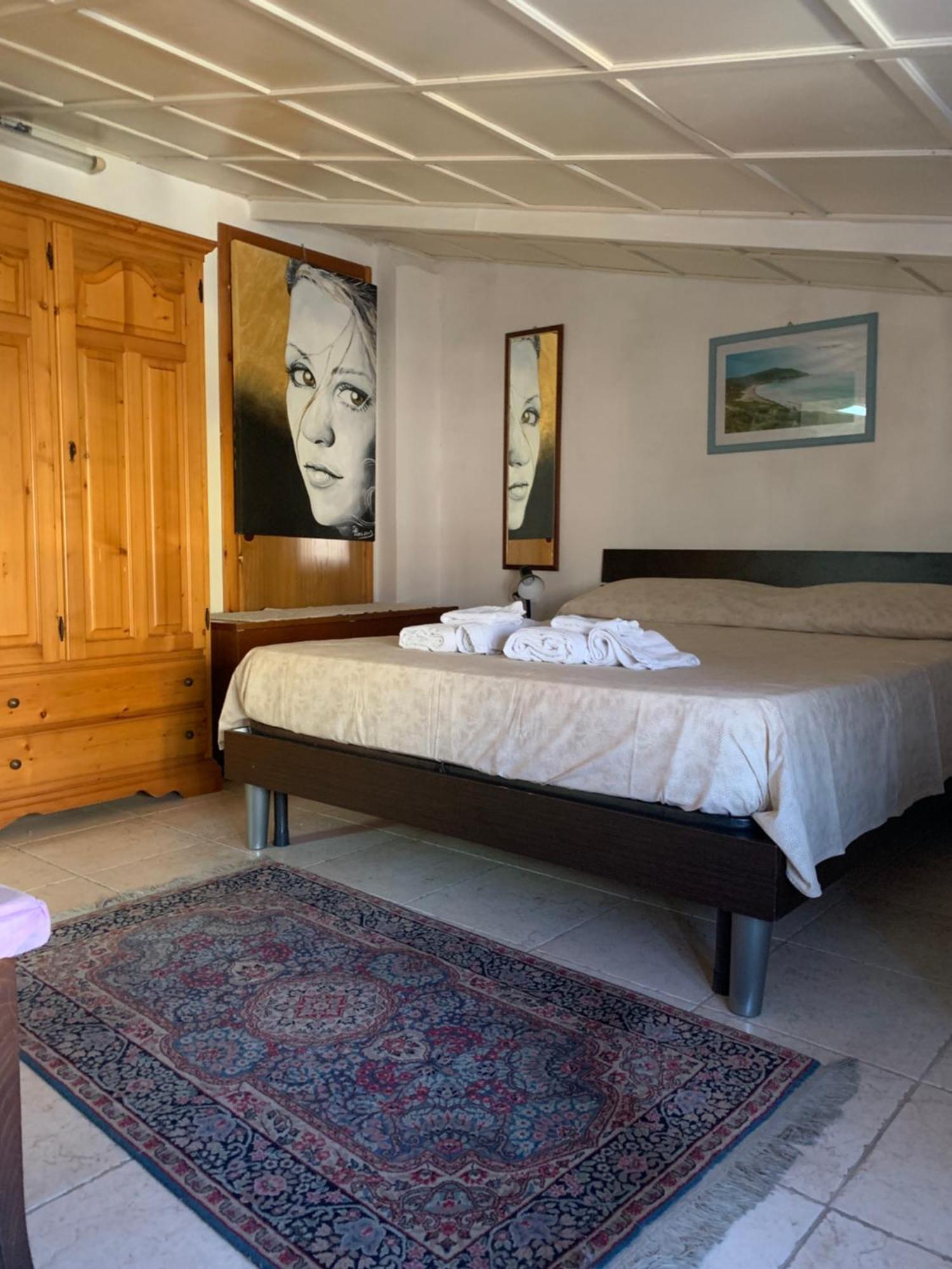 Appartamento Con Due Camere Da Letto Quartu SantʼElena Exteriér fotografie